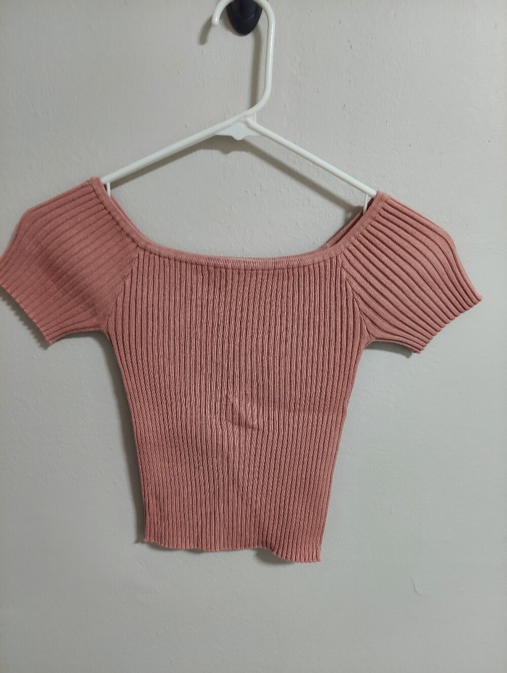 Ribbed Off-Shoulder Short Sleeve Top - Dusty Rose